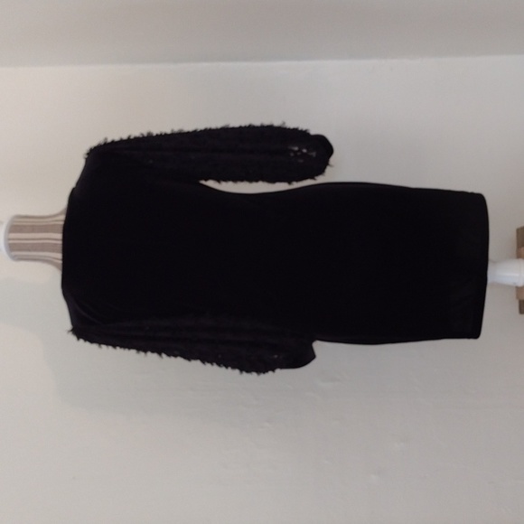 1 State Black Velvet V Neck Mini Dress w Faux Feather Sleeves - Picture 4 of 12